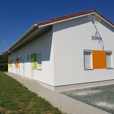 Szatmarhaz Lägenhet Szombathely Exteriör bild